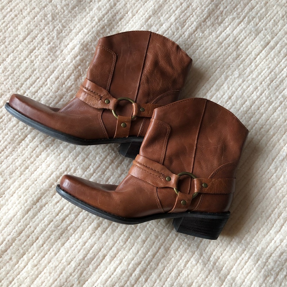 FRANCO SARTO cognac leather boots